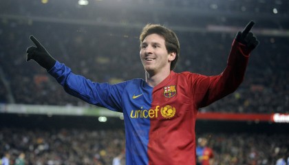 多样化赛事频道-詹姆斯连续多场斩获三双，季后赛状态火爆！，詹姆斯连续进入季后赛