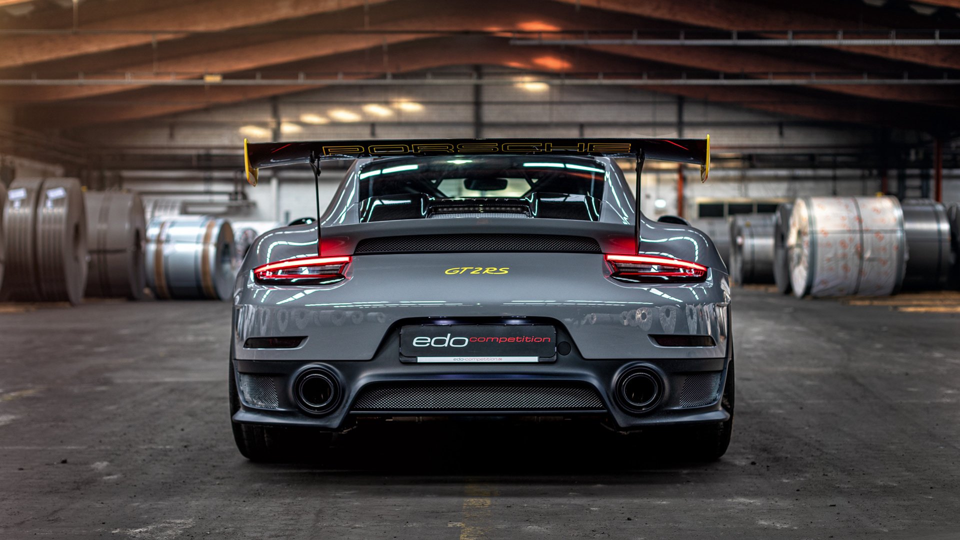 FB体育在线直播平台-排名变动:谁在最后几轮中逆袭成功?,排名最后的是谁